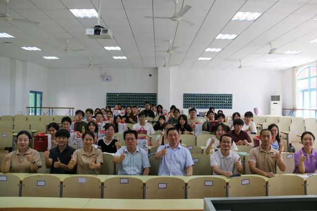 经上海市人民政府批准
